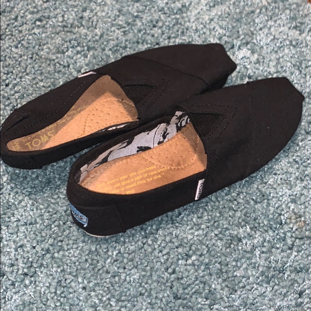 Black Toms